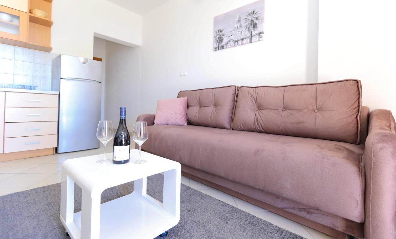 פודסטראנה Apartmani Guto מראה חיצוני תמונה